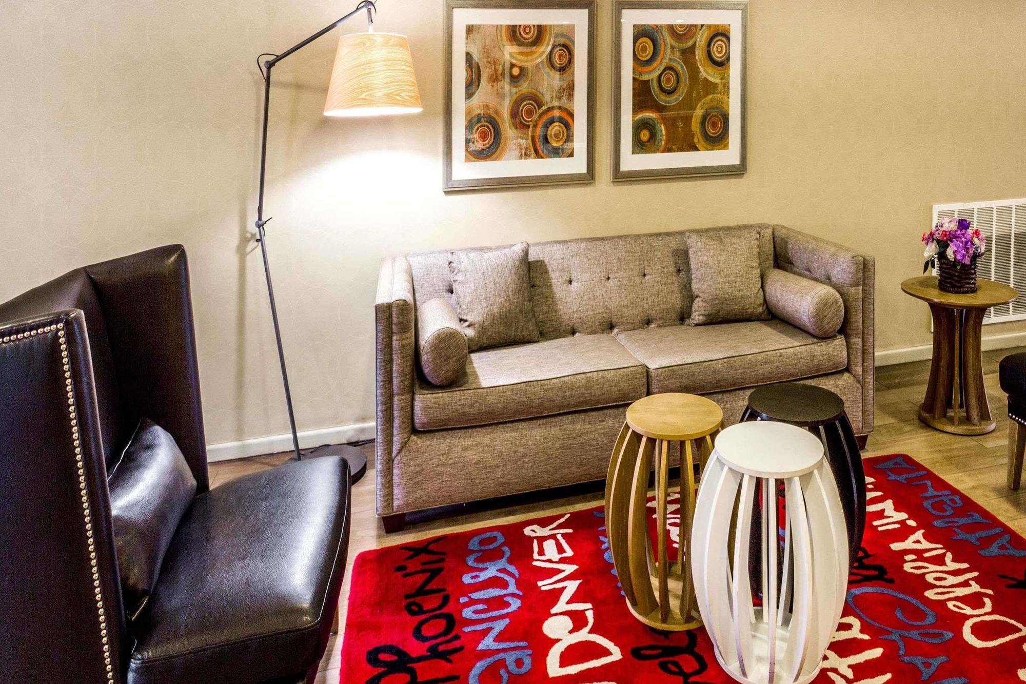 Ramada By Wyndham Salt Lake City North Temple 외부 사진