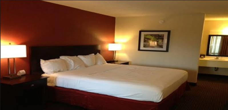 Ramada By Wyndham Salt Lake City North Temple 외부 사진